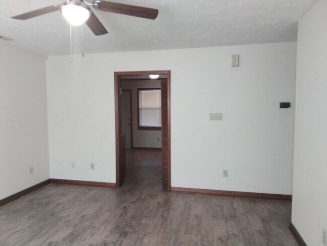 Photo - Timberlake  Apartments