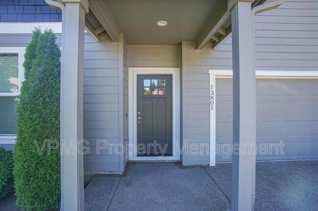 Photo - 13801 NE 33rd Cir