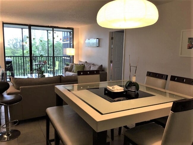 Building Photo - 3475 N Country Club Dr Unit 507 Rental