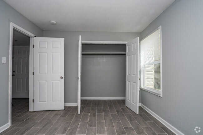 1BR, 1BA - 625SF - Primary Bedroom