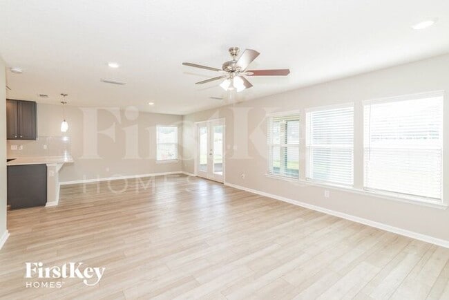 Photo - 8145 Windmill Way