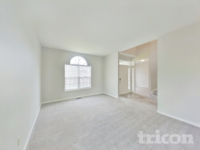 Photo - 3127 Woodlane Ct