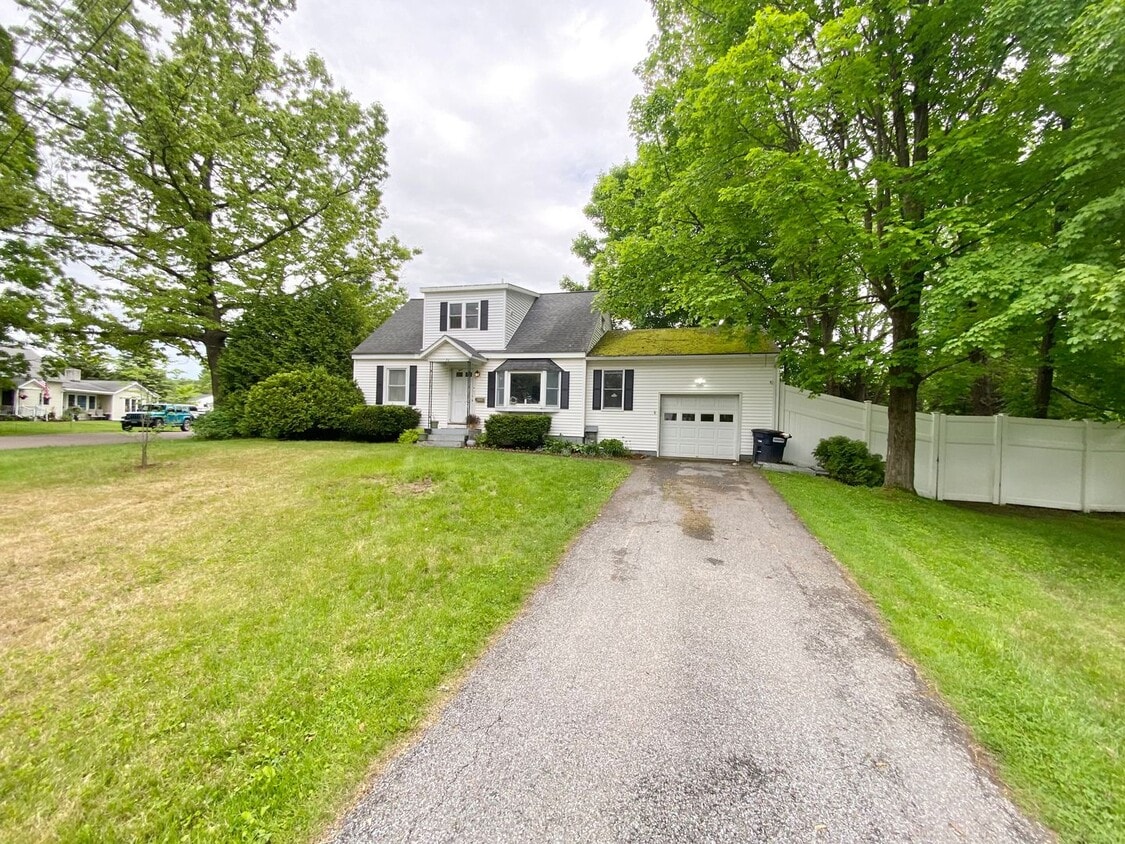 4 Bedroom Home in South Burlington VT Avai... - 4 Bedroom Home in South Burlington VT Avai...