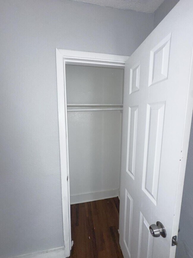 Photo - 2711 Avenue K