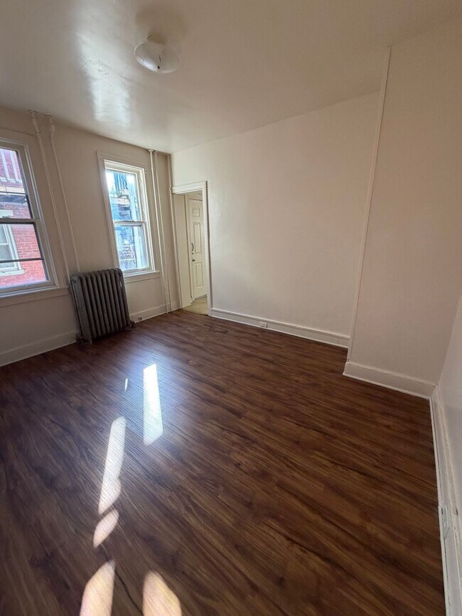 Photo - 210 S Duke St Unidad 1st Floor