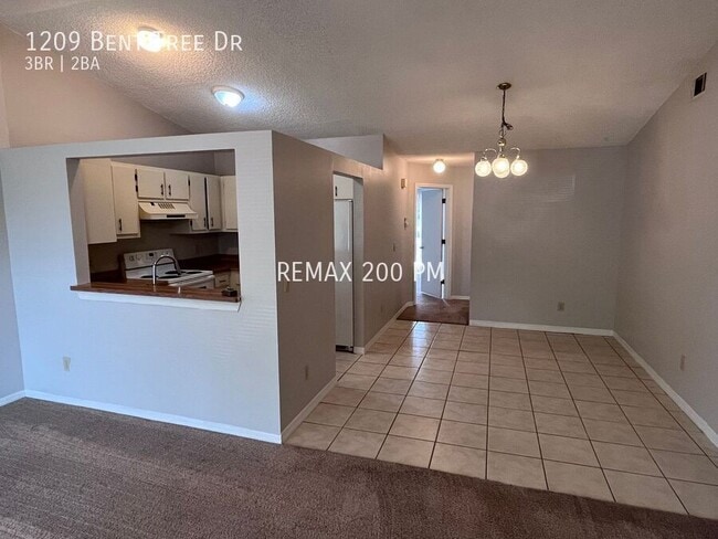 Photo - 1209 Bent Tree Dr
