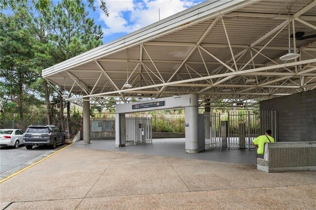 Photo - 5300 Peachtree Rd Unit 2303