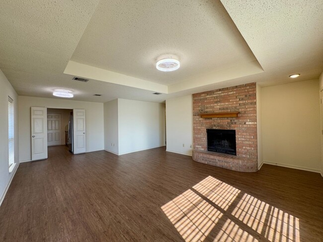 Photo - Duplex *LEASING SPECIAL AVAILABLE*