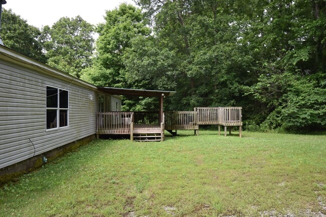 Photo - 4 Bedroom 2 Bath Pet Friendly Home For Rent!