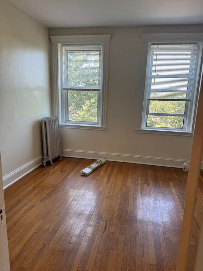 380 Riverway Unit 3
