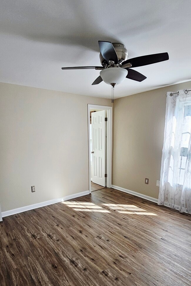 Photo - 17519 Longview Ln