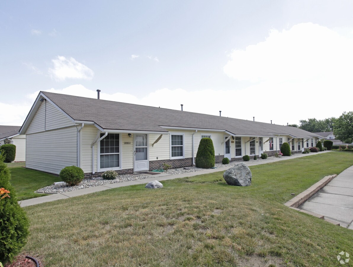 Photo - Rosewood Apartments