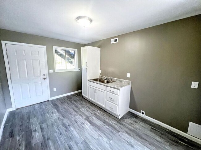 Photo - 7702 7th Ave S Unidad C