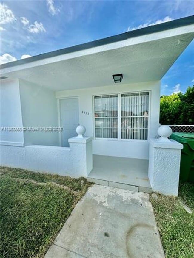Building Photo - 8335 SW 10th Terrace Rental