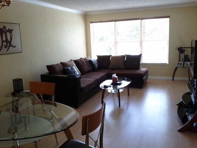 Photo - 2306 S Cypress Bend Dr Unit 318