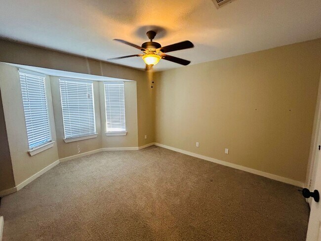 Photo - 2 Bedroom Baylor Gem