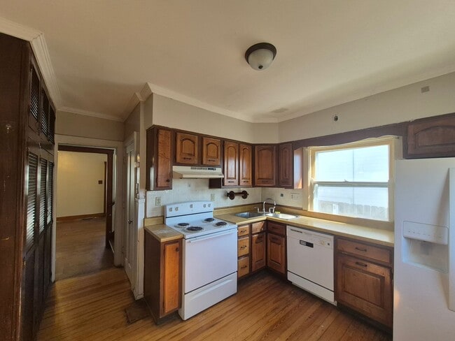 Photo - Charming 3 bedroom home