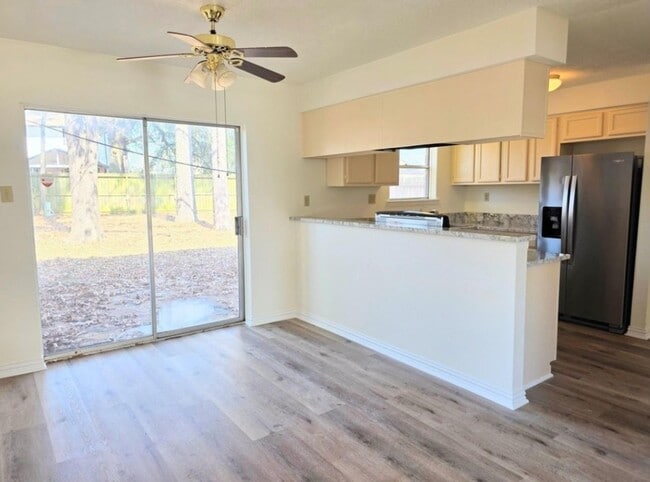 Photo - 24022 Spring Briar Ln