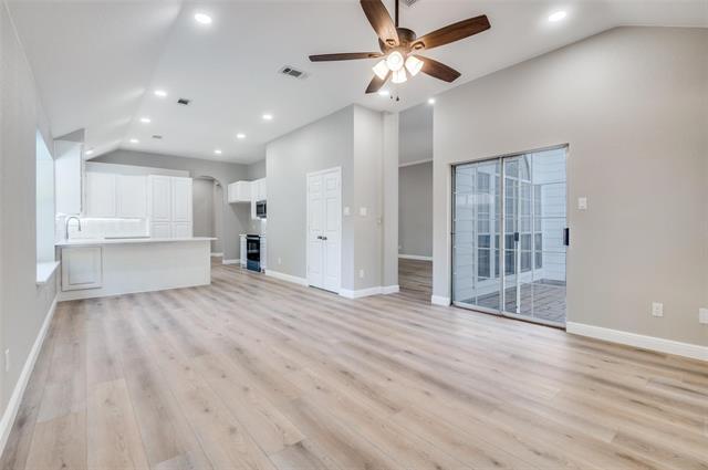 Photo - 517 Aurora Ct