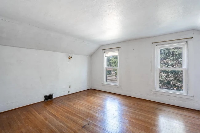 Photo - 504 N Elm Ave Unit 504 Elm Ave N