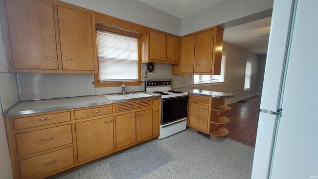 Photo - 1704 California Ave