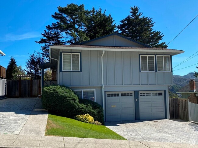 Building Photo - Nestled in Sun Valley Linda Mar 3/2 Home f...