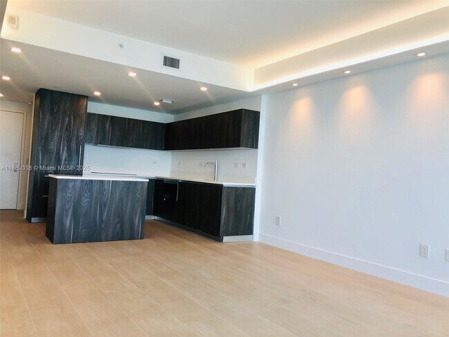 Photo - 3131 NE 7th Ave Unit 2705