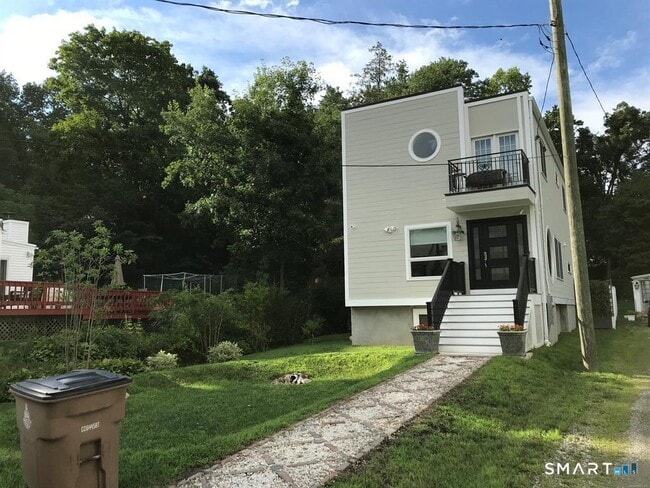 Building Photo - 139 Mulberry St