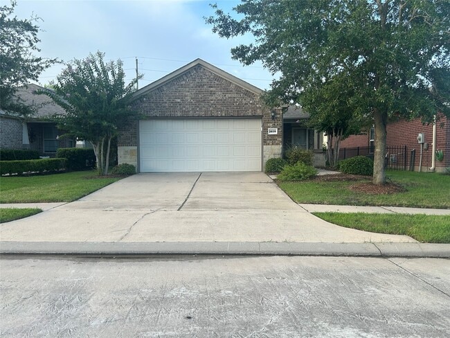 Building Photo - 2839 Cone Flower Dr Rental
