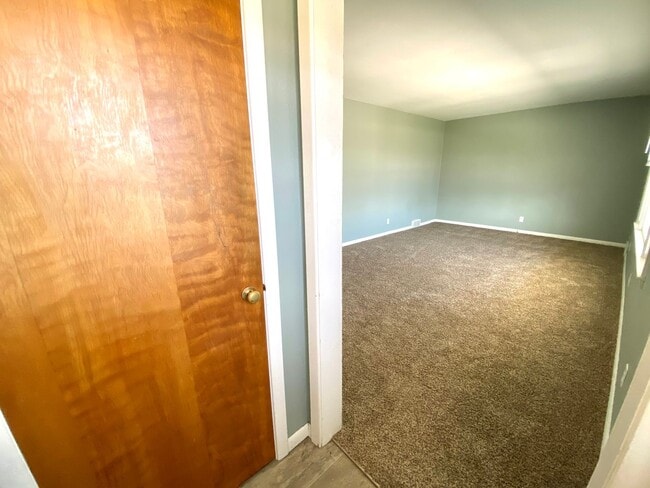 Photo - Gorgeous 5 Bed, 2 Bath House Near Concordia and MSUM!