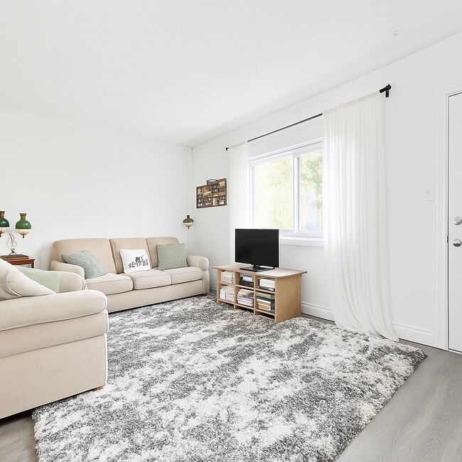 Photo - 185 Denistoun St