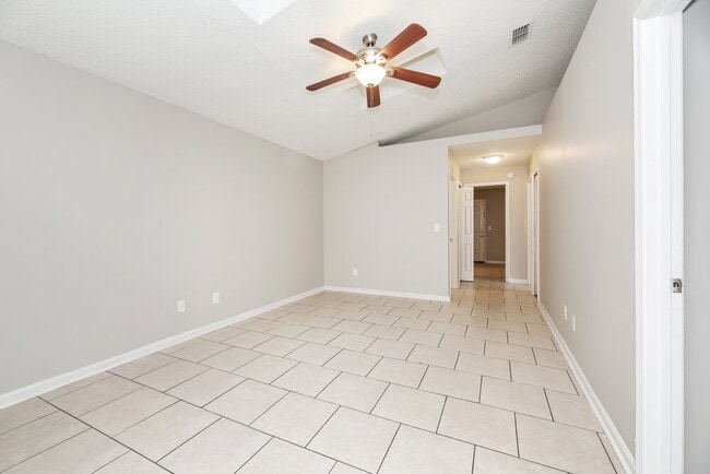 Photo - 9956 Somerset Grove Ln