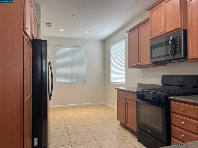 50 Sugarbush Ct