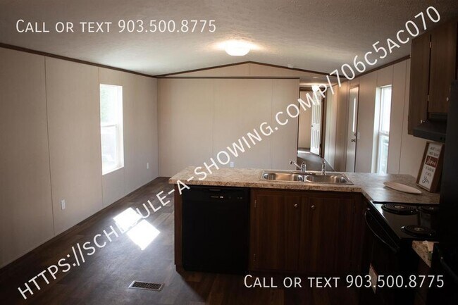 Photo - 2225 State Hwy 20