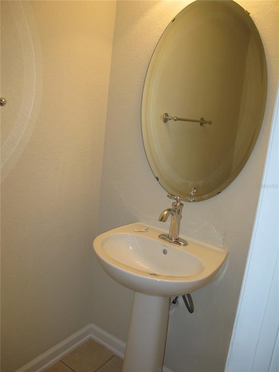 Photo - 7844 Brofield Ave