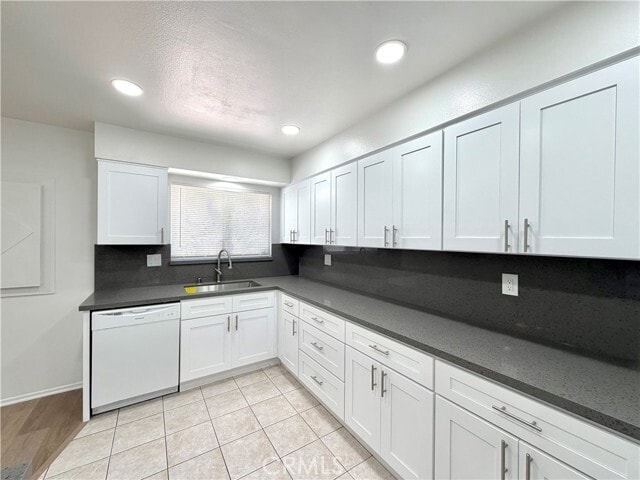Photo - 28880 Amersfoot Way