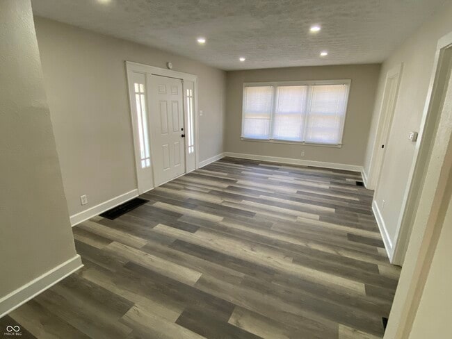 Photo - 2002 Arrow Ave