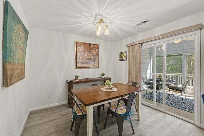 Photo - 1263 Marshview Dr