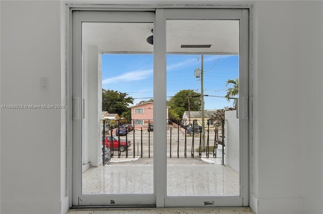 Photo - 1927 NW 20th Ave Unit 2