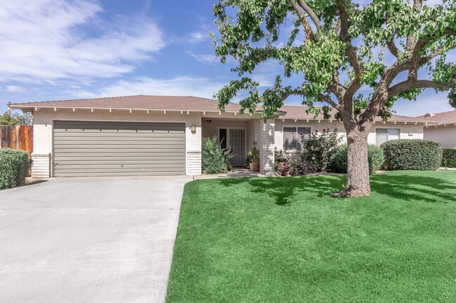 Stockdale Garden Villas