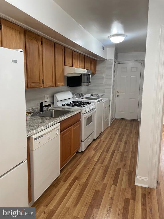 Photo - 2206 15th St NE