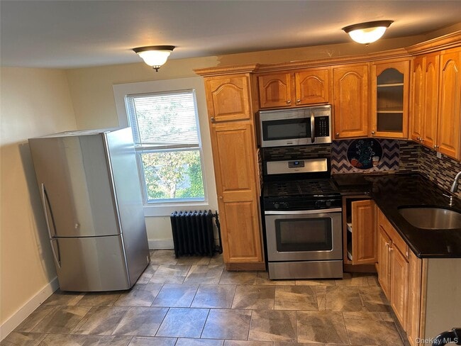 Photo - 46 Dawson Ave Unit 1