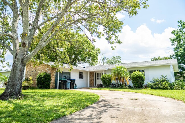 Photo - 912 Plato Ave