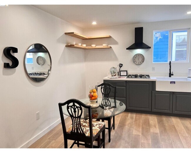 Photo - 2306 108th Ave