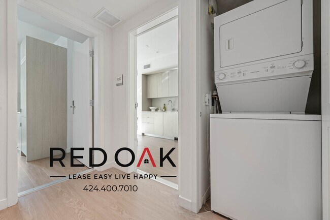 Photo - ~8 WEEKS FREE~ Fabulously Furnished Bachel... Unidad 2103