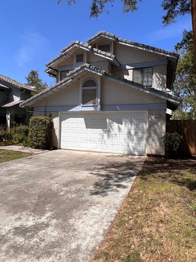 Photo - 479 E Alluvial Ave