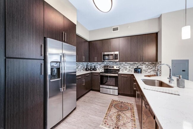 Legacy Gateway Apartments