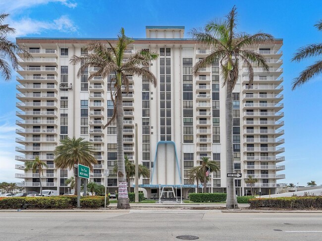 Building Photo - 1500 S Ocean Dr Unit #6H Rental