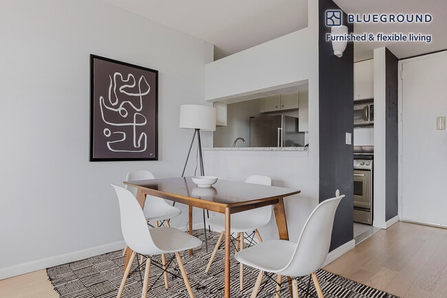 Photo - 1 Union Square South Unit FL21-ID95