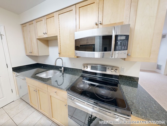 Photo - 126 Edgemere Rd Unit 7